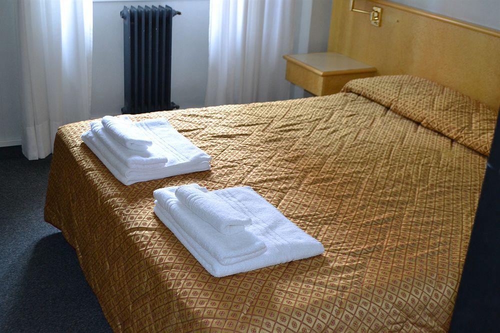 Hotel Dei Fiori Milano Eksteriør billede